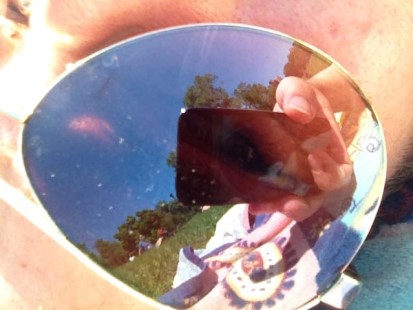 Sun-day: Reflection of an iPhone 4s